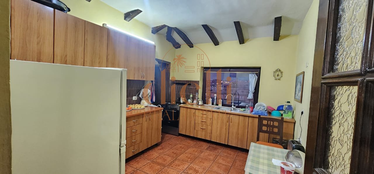 Okazion-Apartament 3+1+2 per Shitje tek Selvia