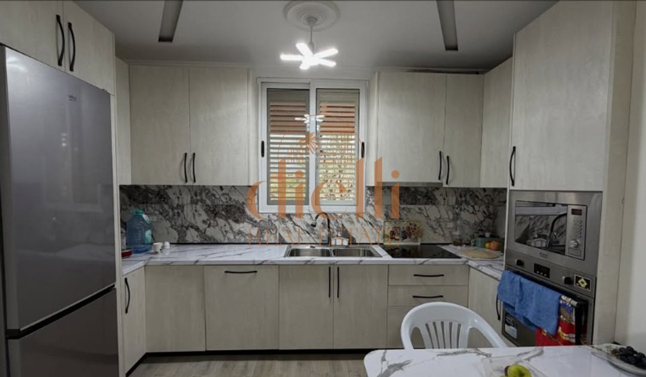 Shtepi Private 2+1+2  per Qira ne Selite