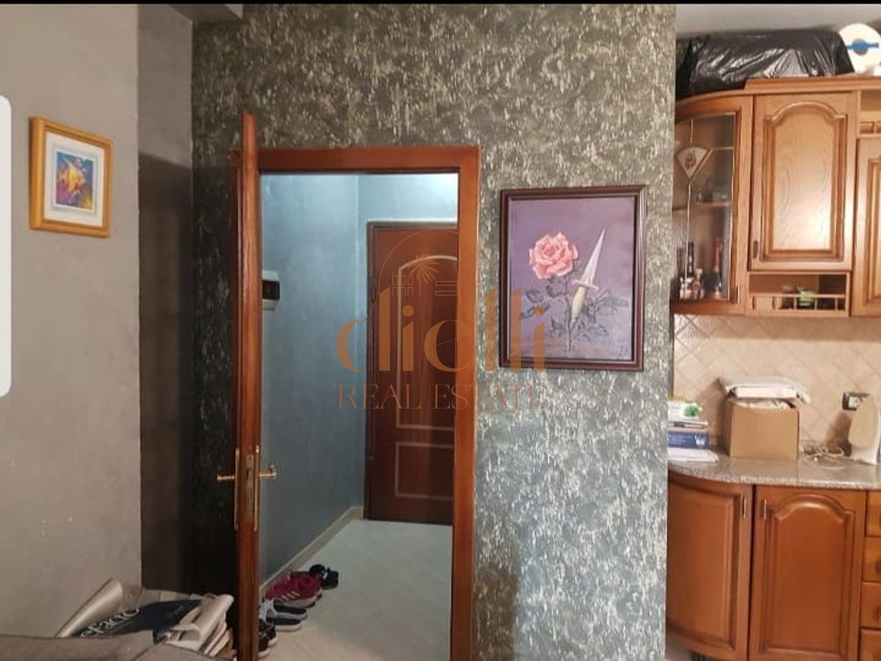 APARTMENT FOR RENT IN THE 21 DECEMBER AREA