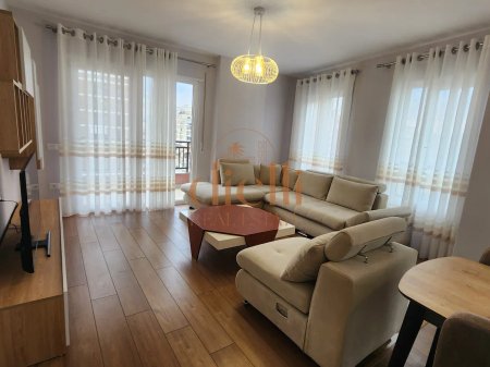 Appartamento 2+1+2 in affitto ad Astir
