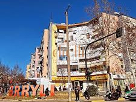Business Premises for Sale in Brryli