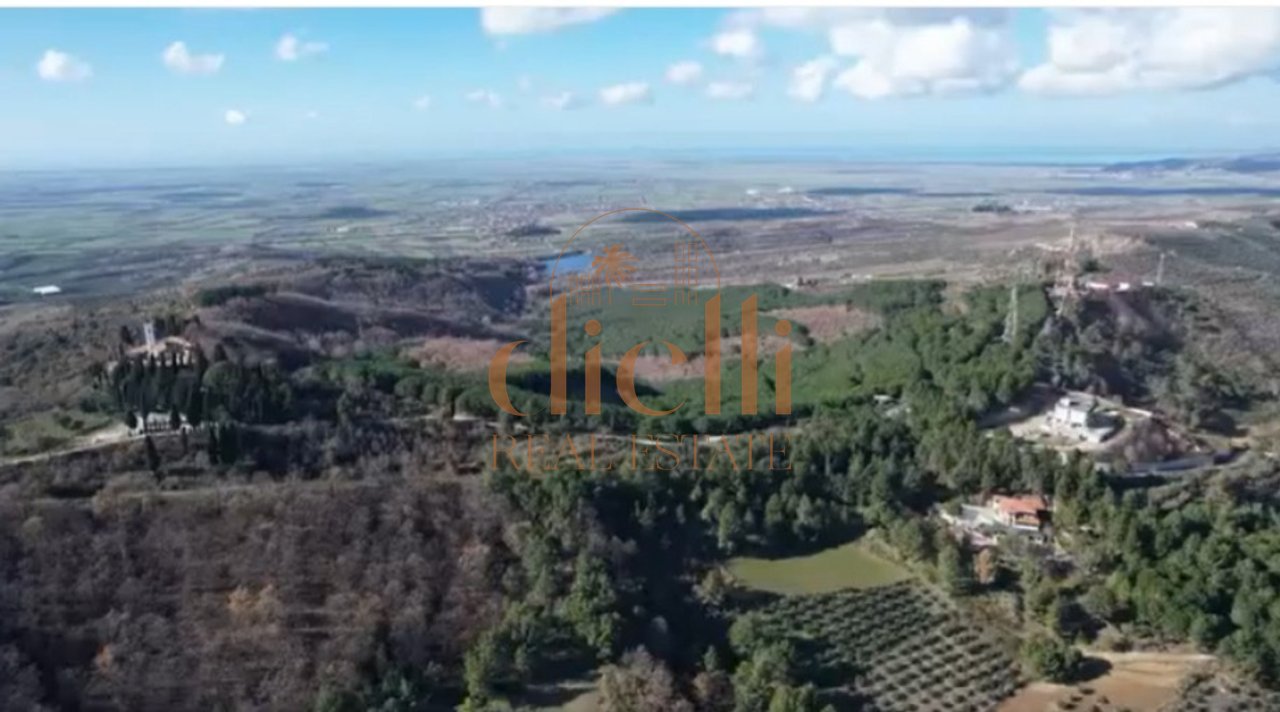 Terreno e Locale in Vendita presso le Colline di Ardenica
