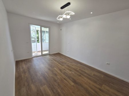 Apartament 2+1+2 per Shitje tek Myslym Shyri