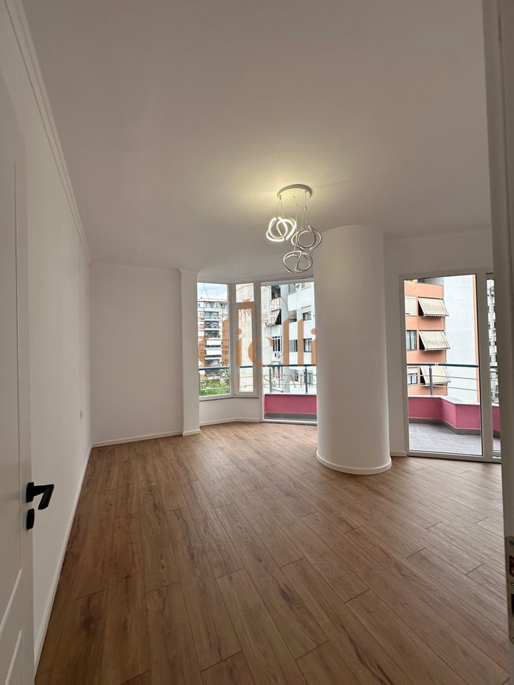 2+1+2 Apartment for Sale in Astir
