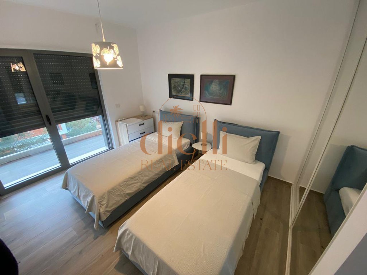 Vile per Qira Olive Grove Residence