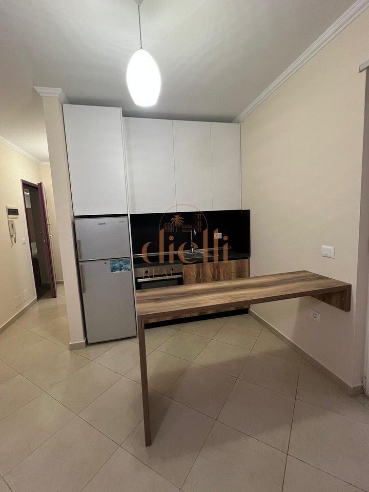 Apartament 2+1 per Qira ne Astir