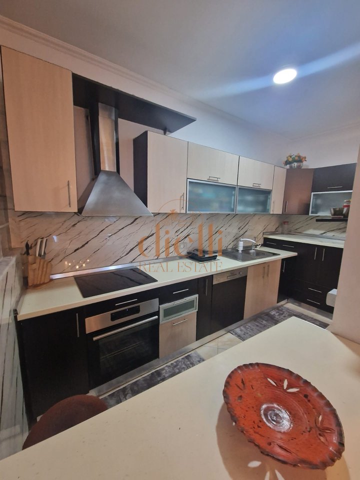 Apartament 3+1+2 per Shitje tek 21 Dhjetori