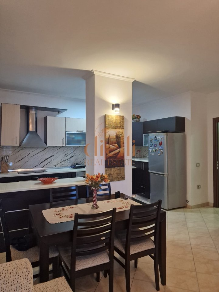 Apartament 3+1+2 per Shitje tek 21 Dhjetori