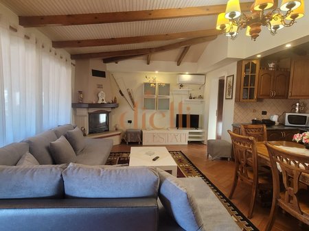 Apartament 3+1+2+Verande per Qira prane Fakultetit Ekonomik