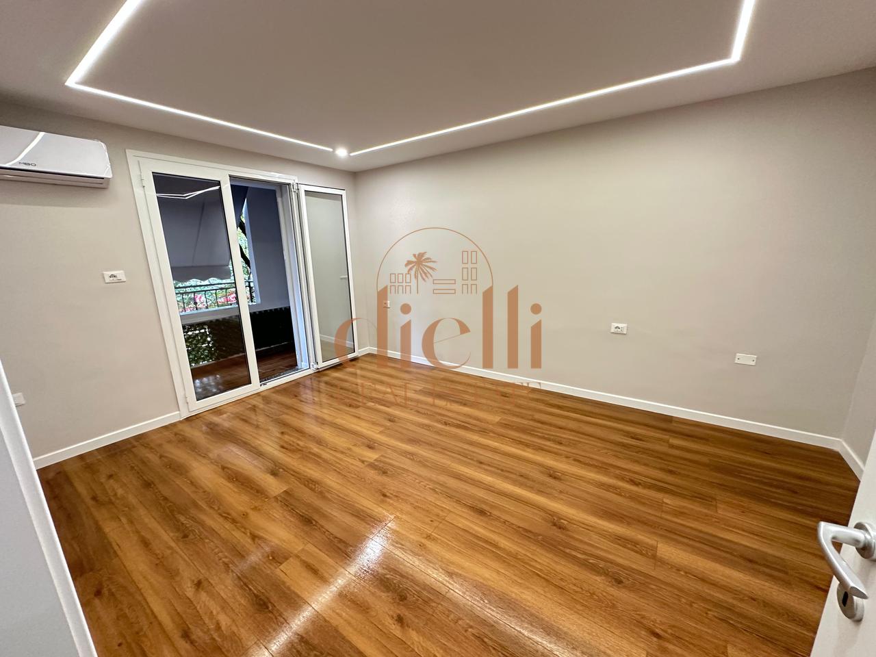 Apartament 2+1 per Shitje ne Bllok