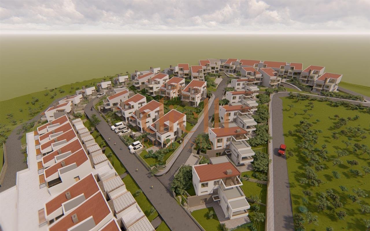 Appartamento 3+1+2+Posto Auto in Vendita a Farkë e Vogël