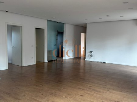 Office Spaces for Rent on the New Boulevard