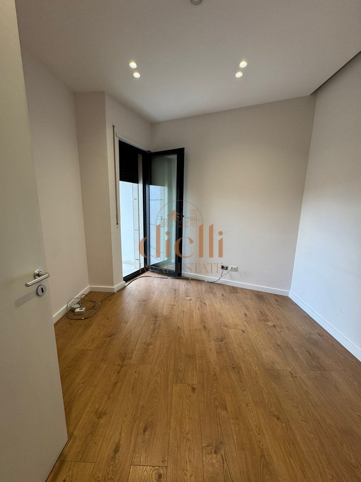 Office Spaces for Rent on the New Boulevard