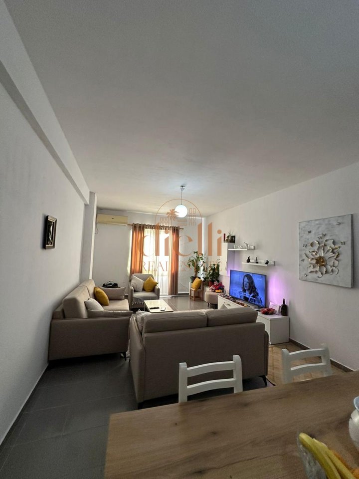 Apartament 2+1 per Shitje ne Yzberisht