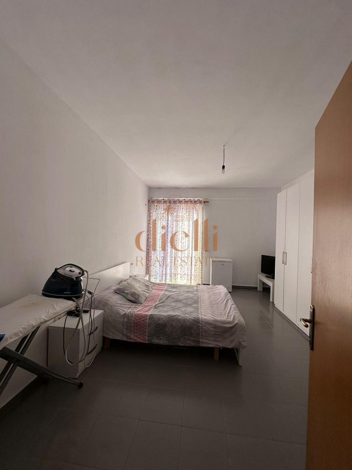 Apartament 2+1 per Shitje ne Yzberisht