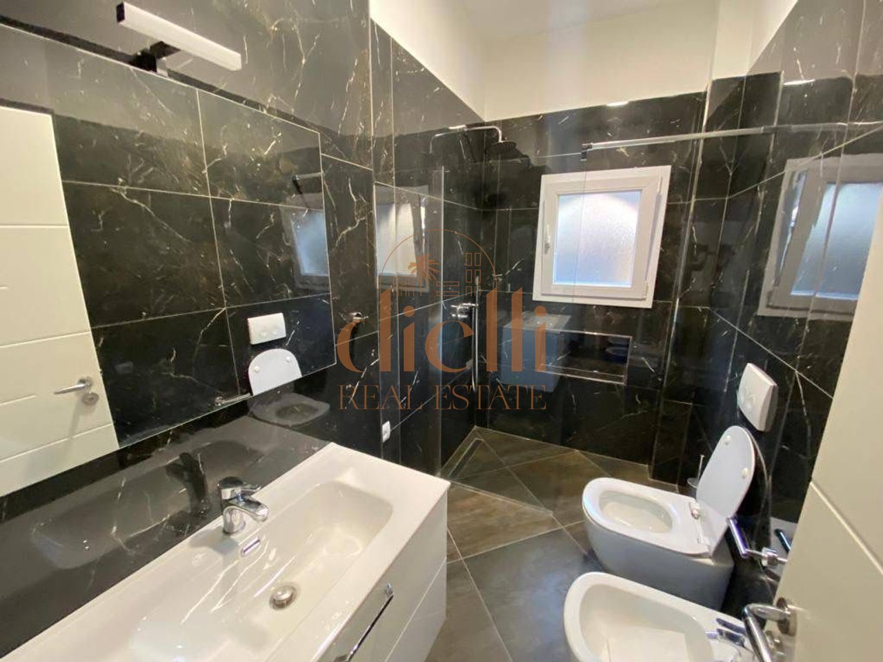 Apartament 2+1 per Qira tek Myslym Shyri
