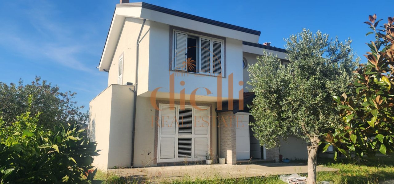 Exclusive! Villa for Sale in Yrshek