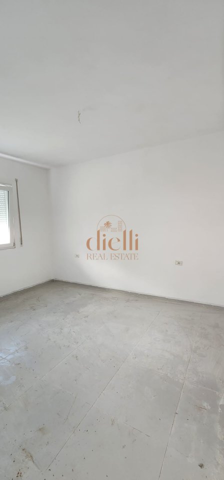 Apartament 1+1 per Shitje tek Pazari Ri