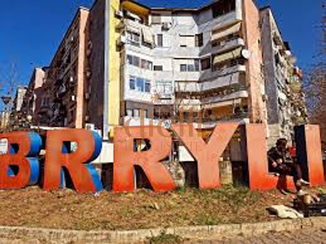 Ambient Biznesi per Shitje tek Brryli