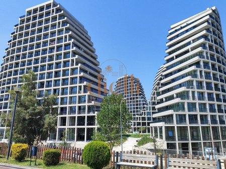 Apartament 3+1+2+Verande+2 Poste Parkimi per Shitje tek Rezidenca Lake View