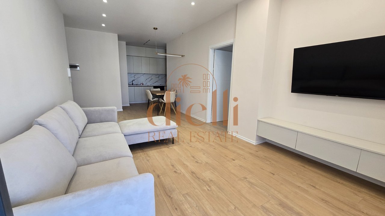 Apartament 2+1+2 per Qira tek Ish-Fusha Aviacionit