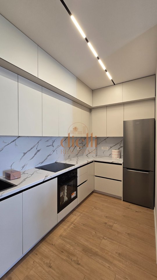 Apartament 2+1+2 per Qira tek Ish-Fusha Aviacionit