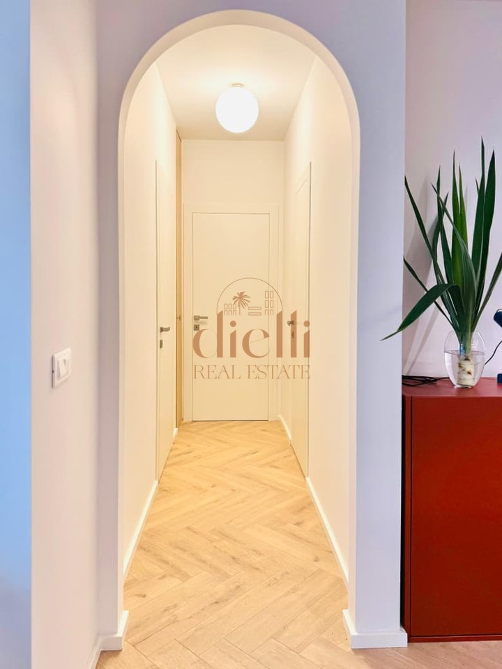 Apartament 2+1+2 per Qira tek Shkolla e Kuqe
