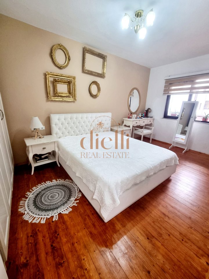 2+1+2 Apartment for Rent on Kosovareve Street