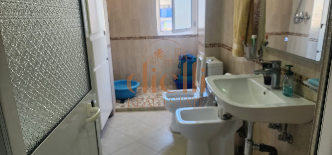 Apartament 1+1 per Shitje tek Oxhaku (I Diskutushem)