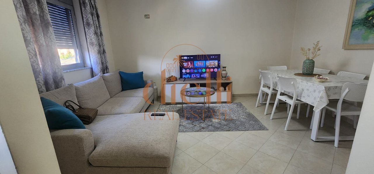 Apartament 1+1 per Shitje tek Oxhaku (I Diskutushem)