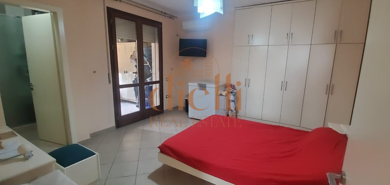 Apartament 2+1+2 per Shitje tek Kopshti Botanik