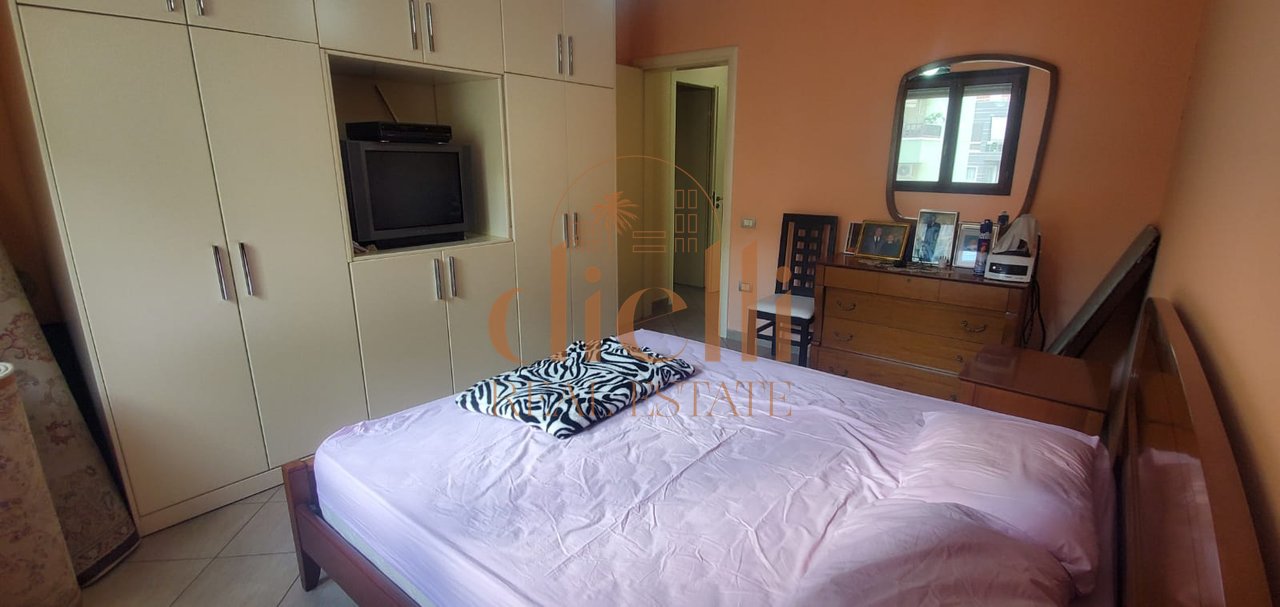 Apartament 2+1+2 per Shitje tek Kopshti Botanik