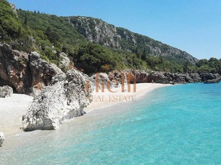 Apartament 2+1+Post Parkimi per Shitje ne Drymades Dhermi