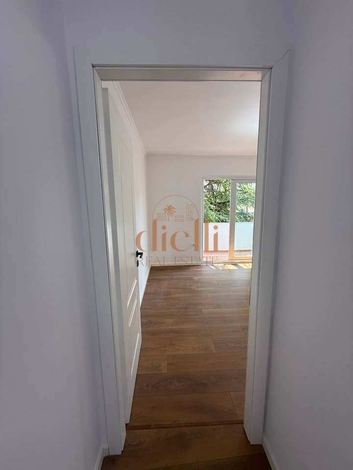 Apartment 1+1 for Sale in Xhamllik