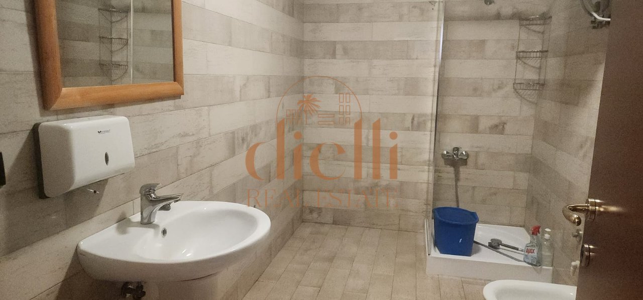 Apartament 2+1 per Shitje ne Qender