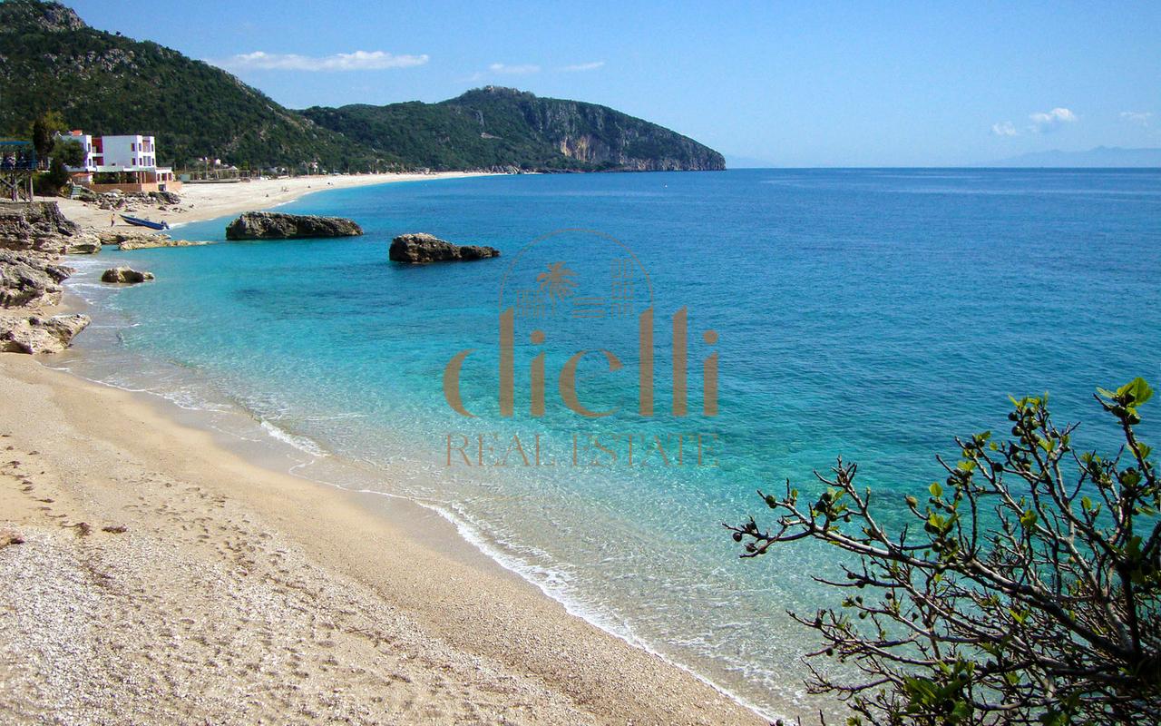 Apartament 2+1+Post Parkimi per Shitje ne Drymades Dhermi