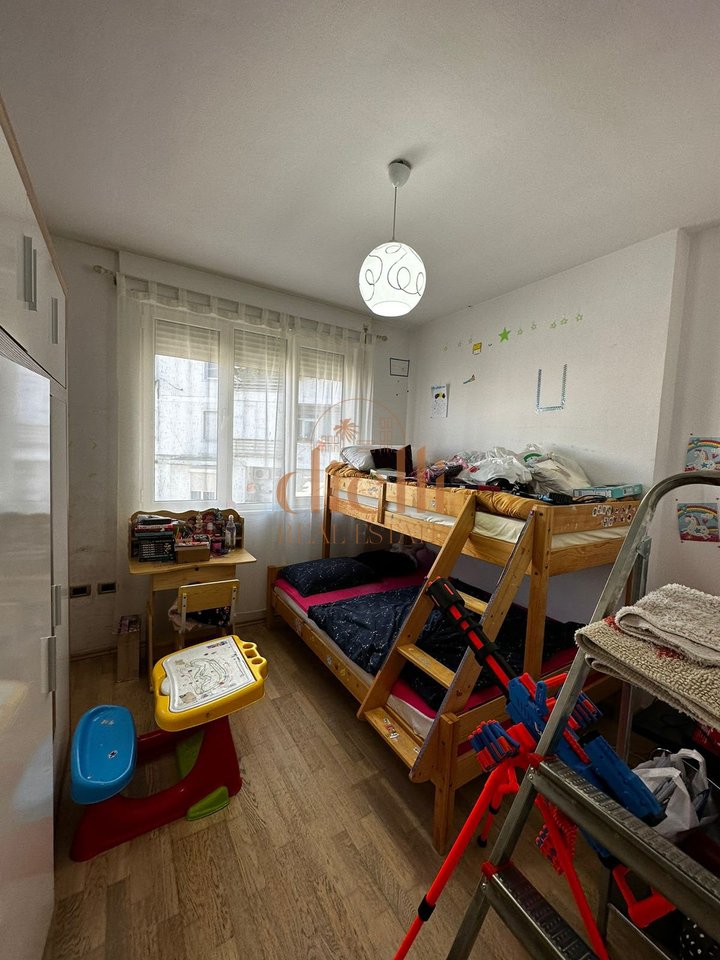Apartament 2+1 per Shitje tek Tregu Elektrik