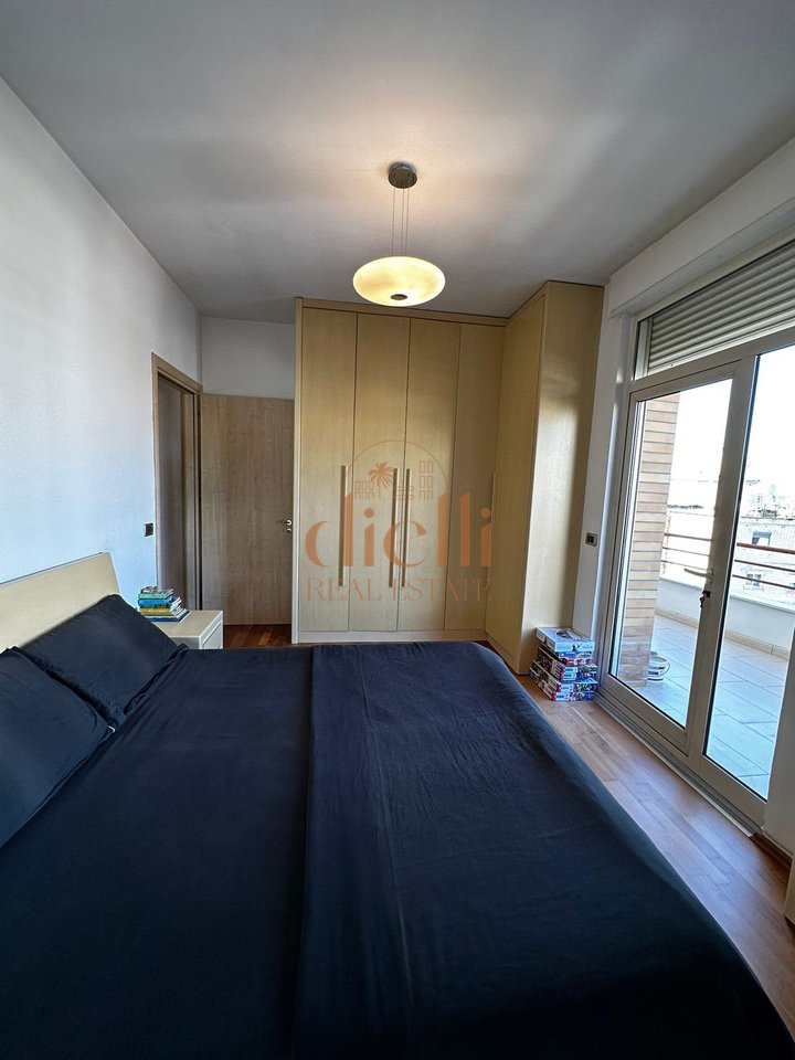 Apartament 2+1 per Shitje tek Tregu Elektrik
