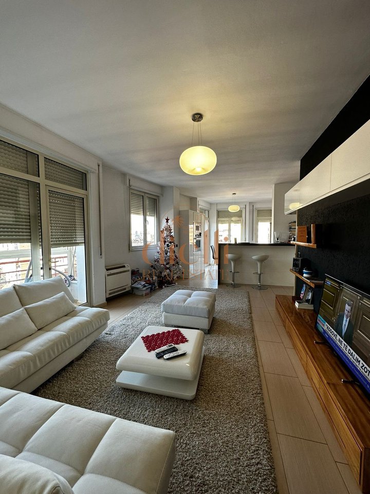 Apartament 2+1 per Shitje tek Tregu Elektrik