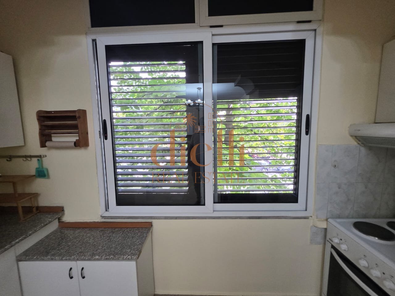 Apartment 1+1 for Sale in Xhamllik