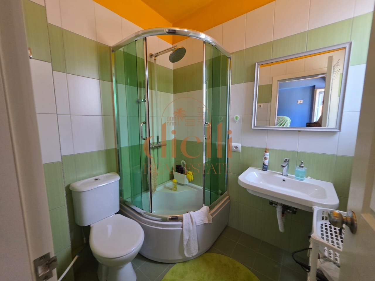 Apartament 2+1+2 per Shitje ne Fresk