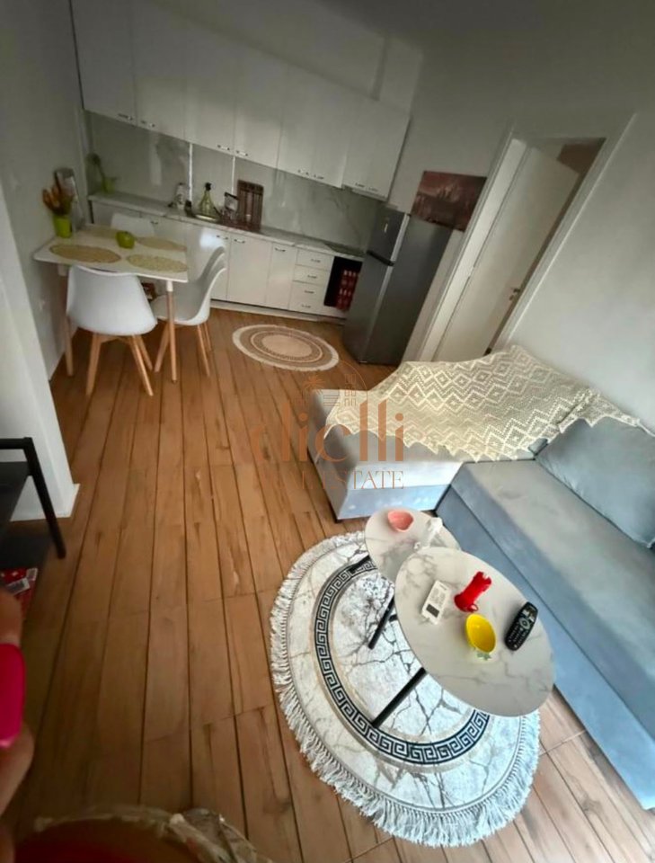 Apartament 2+1 per Qira ne Vlore
