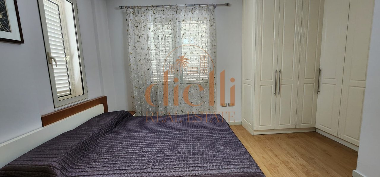 Apartament 3+1+2 per Shitje ne Fresk