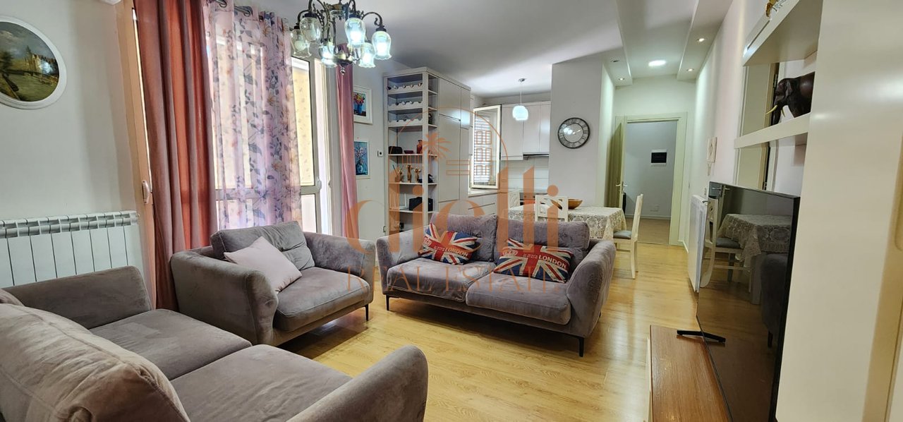 Apartament 3+1+2 per Shitje ne Fresk