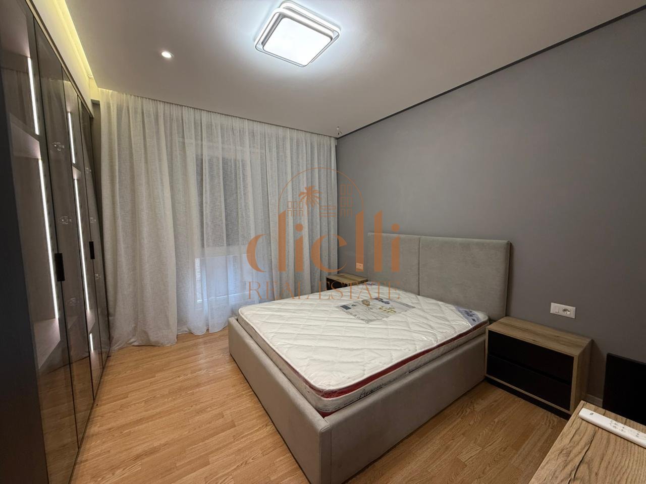 Apartament 2+1 per Qira tek Rruga e Dibres