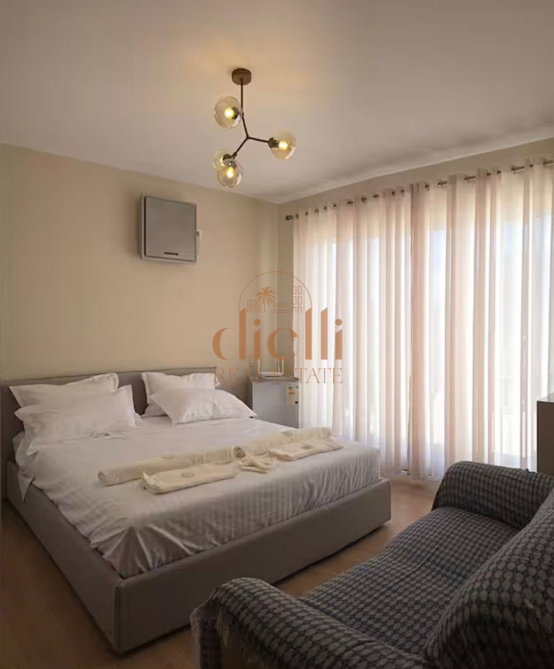 Penthouse per Qira ne Bllok