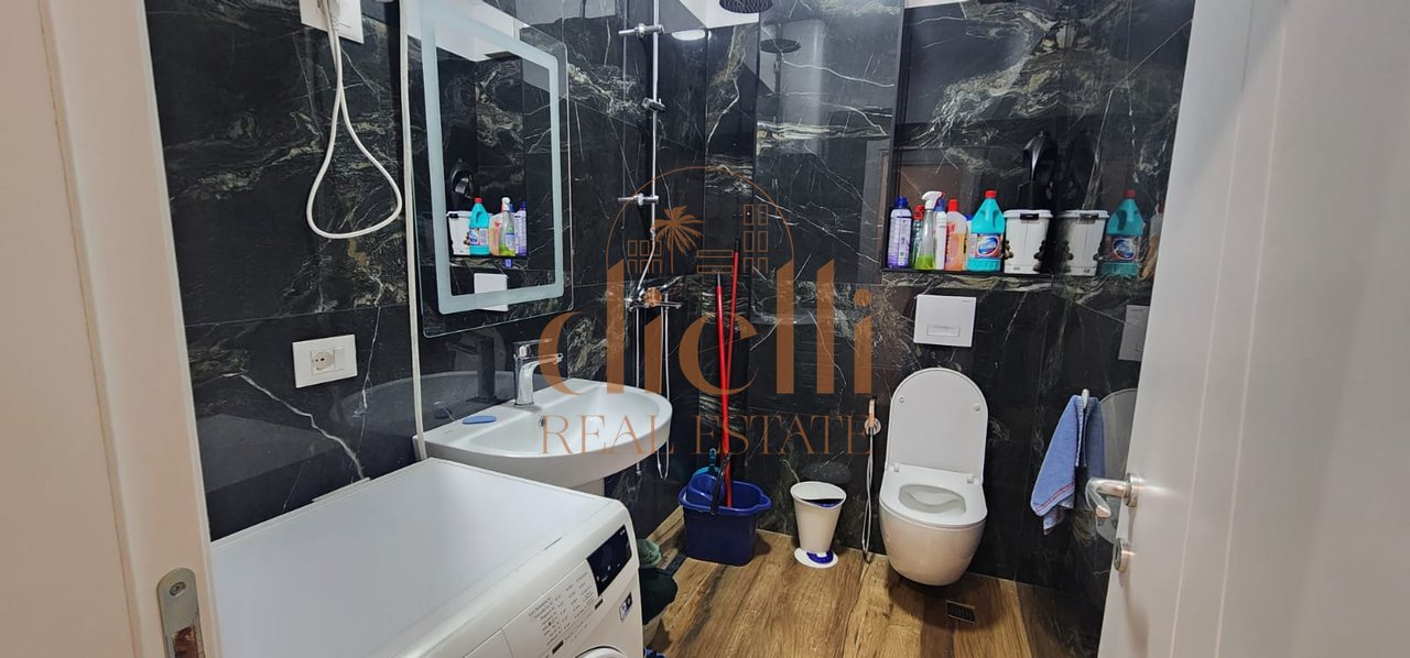 Apartament 2+1+2 per Shitje tek Rruga 4 Deshmoret