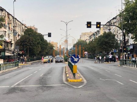 Locale Commerciale in Vendita a Vasil Shanto