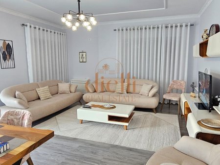Apartament 3+1+2 per Qira tek Kopshti Botanik