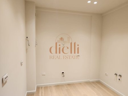 Apartament 3+1+2 per Shitje tek Rruga e Elbasanit